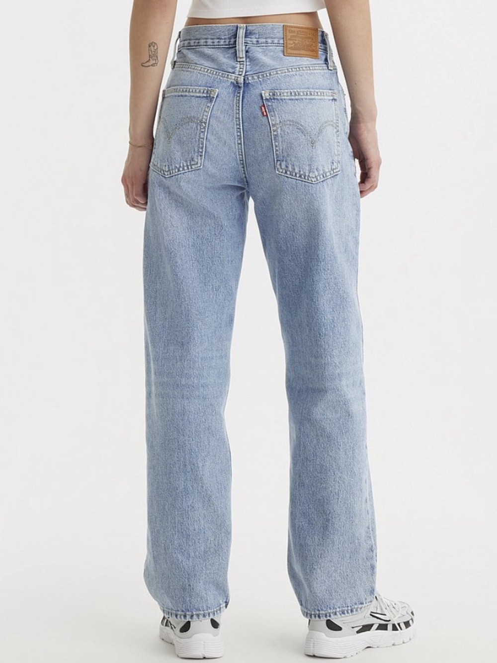 Levi's Light Blue Flare Dad Jeans - Picture 2 of 3